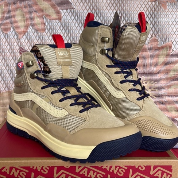 NEW Vans Ultrarange Exo Hi MTE-2 Shoe - Waterproof - Women’s Size 9 - Picture 2 of 11